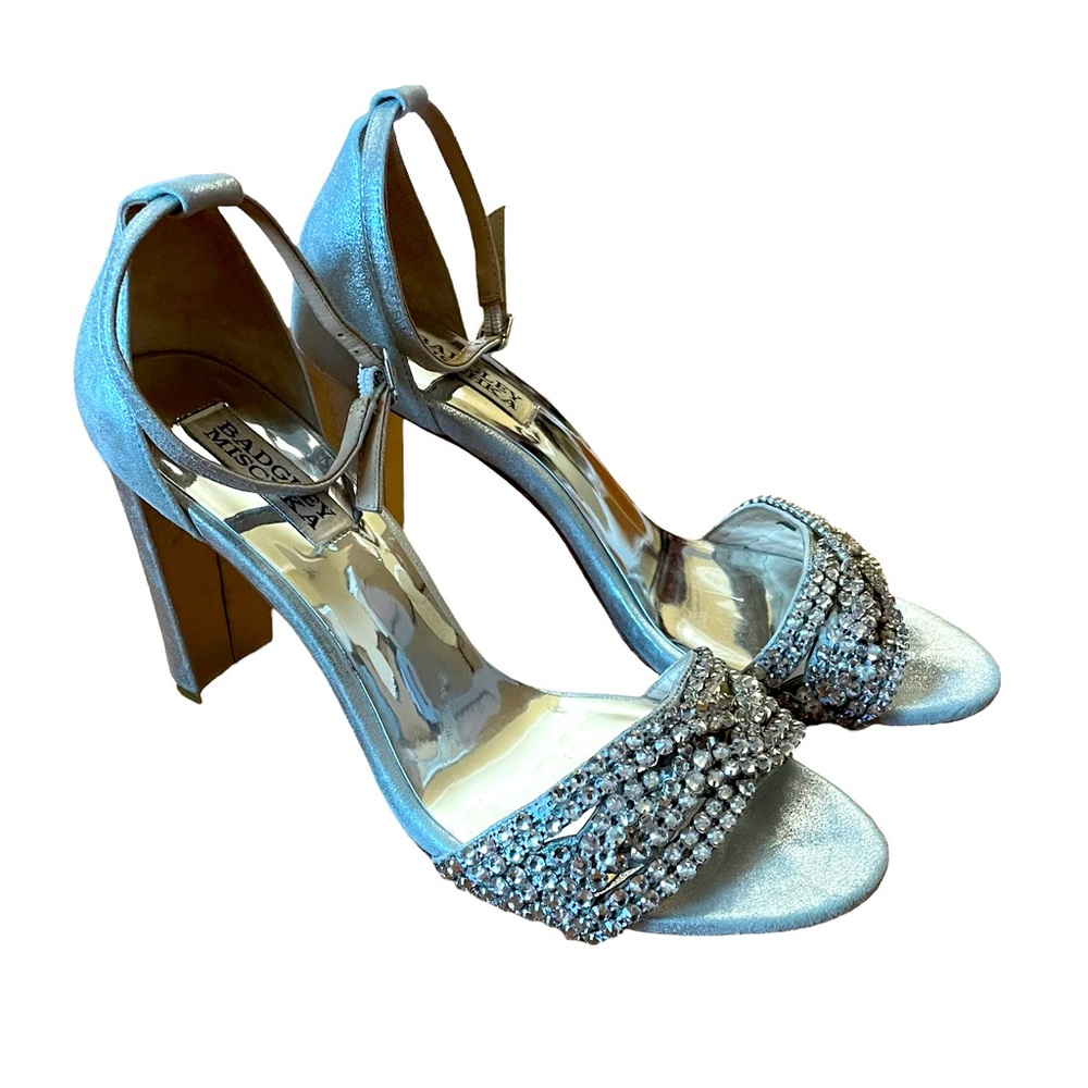 Badgley Mischka Jeweled Silver Leather High Heels in Size 8